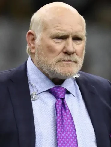 Terry Bradshaw Rips Steelers for Chasing Aaron Rodgers and Failing Kenny Pickett