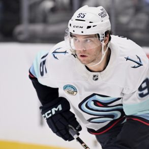 Blackhawks Acquire Burakovsky From Kraken in Trade for Veleno Amid Roster Overhaul