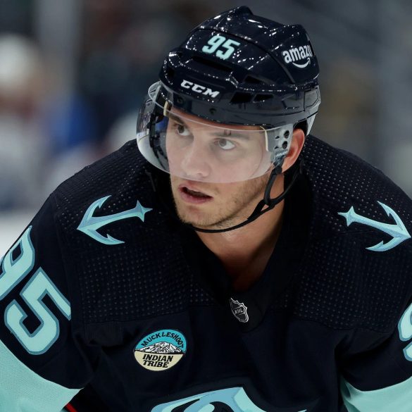 Blackhawks Flip Veleno for Burakovsky in Strategic Gamble to Boost Bedard and Offensive Depth