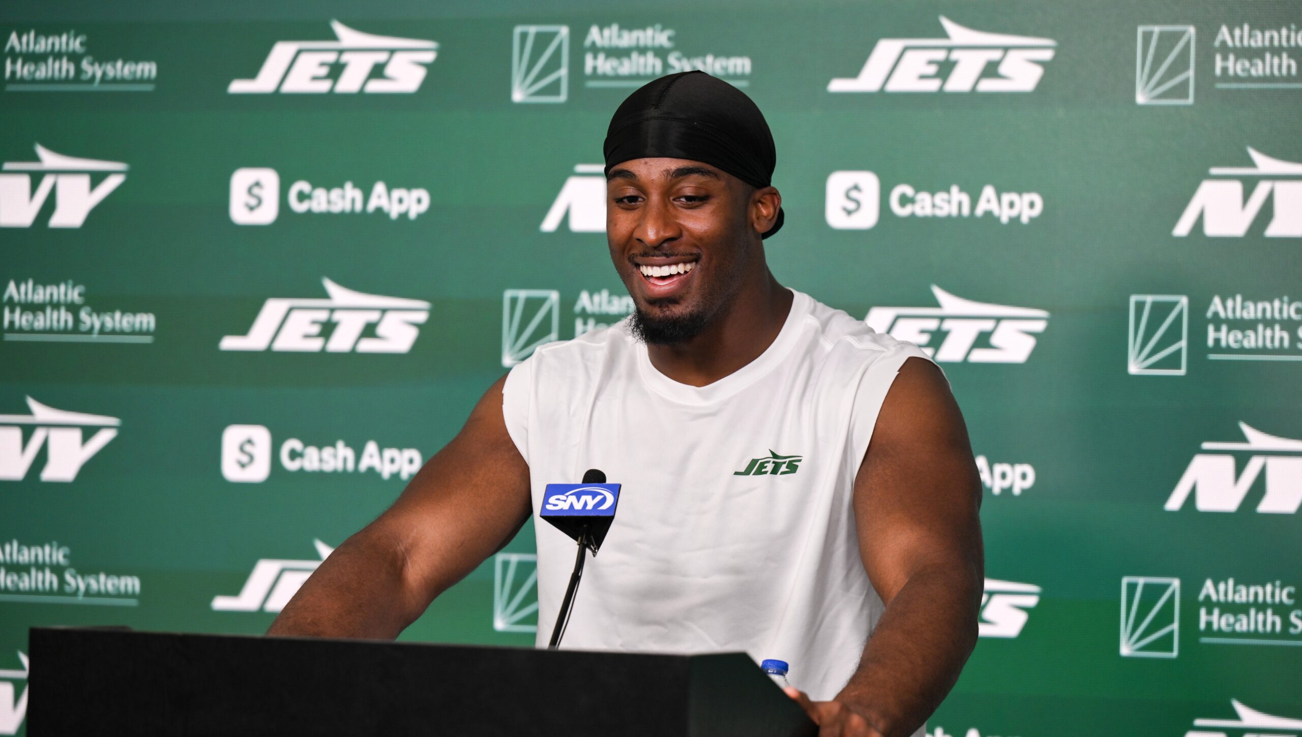 Breece Hall Embraces Pressure as Aaron Glenn Reinforces Jets’ Culture and Future Stability