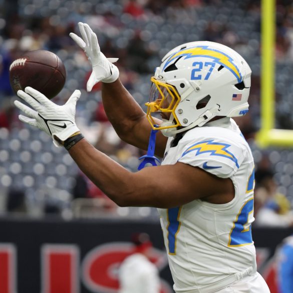 Broncos Add J.K. Dobbins to Revamp Backfield, Betting on Comeback and Rookie Potential