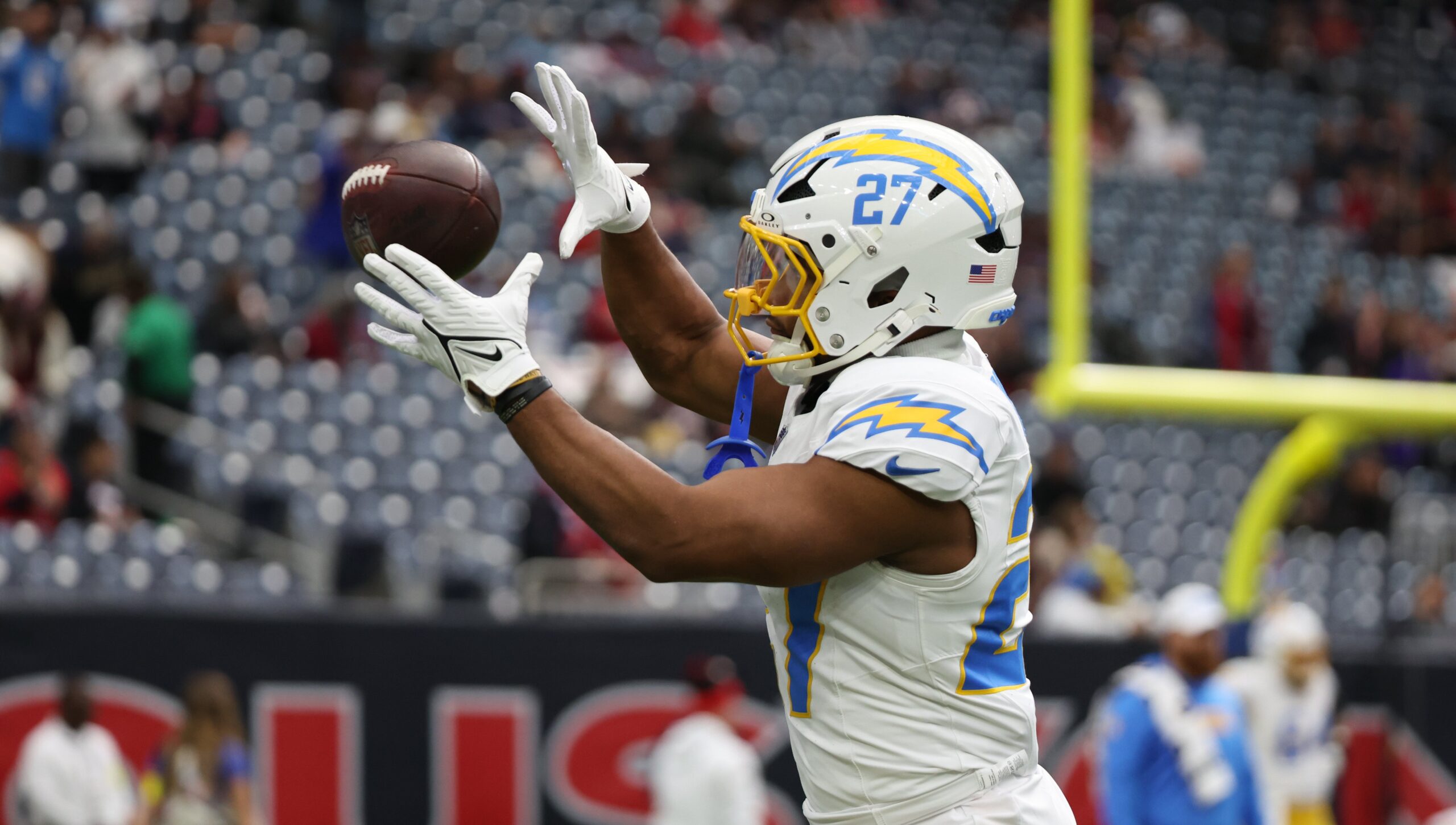 Broncos Add J.K. Dobbins to Revamp Backfield, Betting on Comeback and Rookie Potential