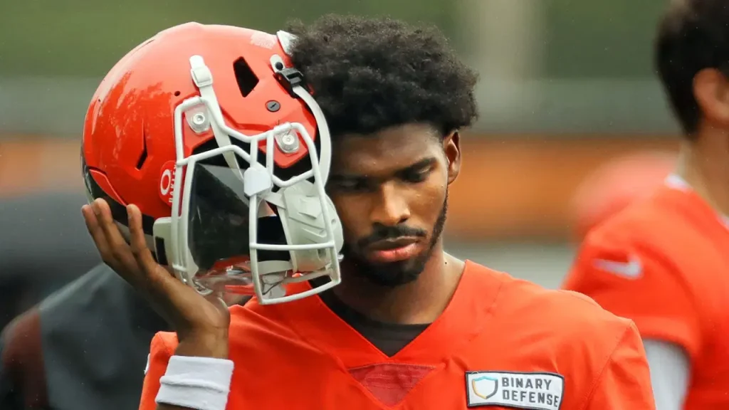 Browns Launch Wide-Open QB Competition as Shedeur Sanders Tries to Climb Depth Chart