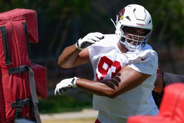 Calais Campbell Returns to Cardinals Aiming to Mentor Young Stars and Cement His Legacy