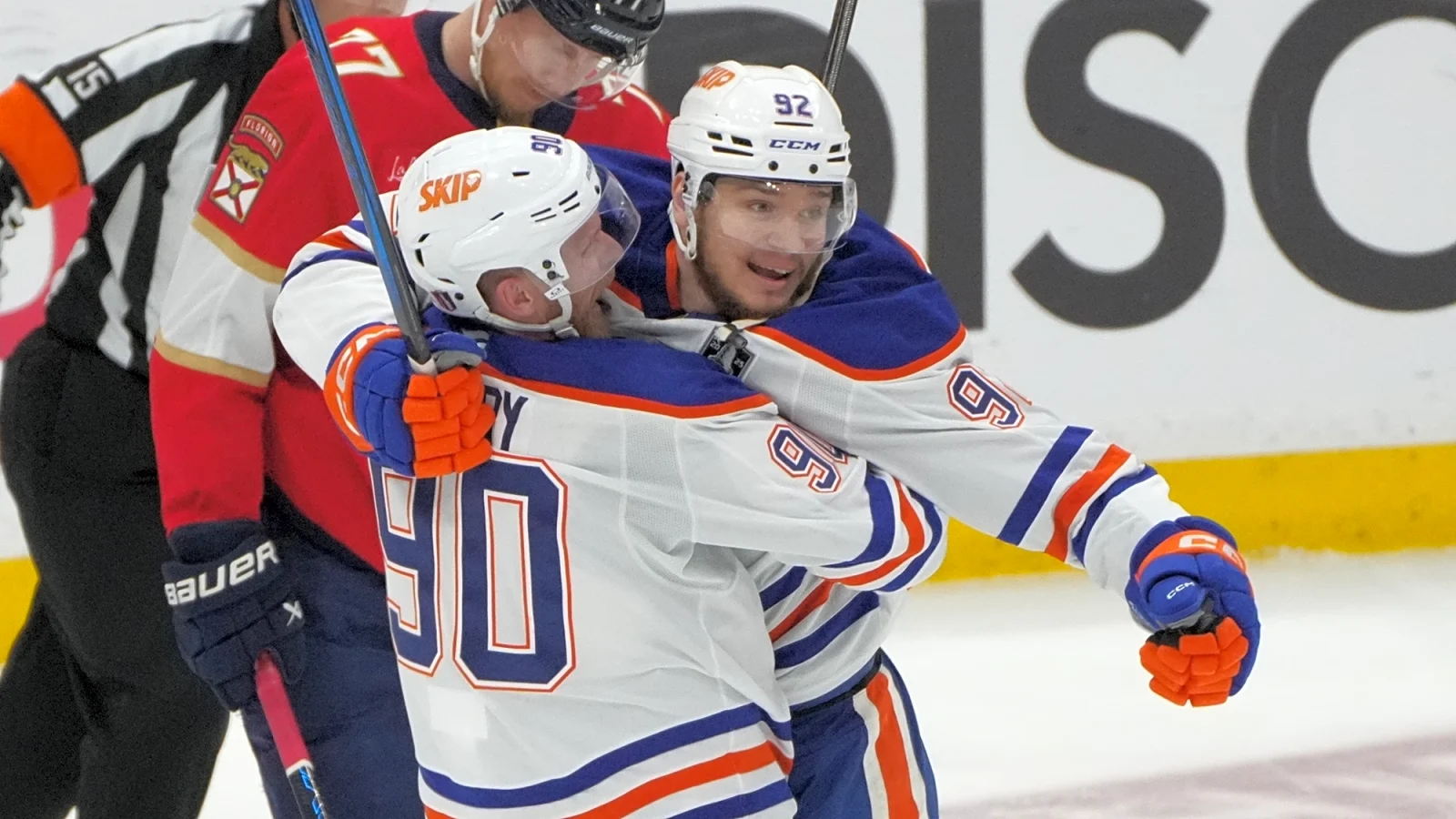 Corey Perry’s Locker Room Speech Ignites Oilers’ Comeback in Historic Game 4 Win