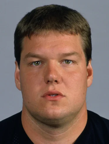 Former Raiders Lineman Rich Stephens Dies at 60, Remembered for Role in Key Franchise Eras