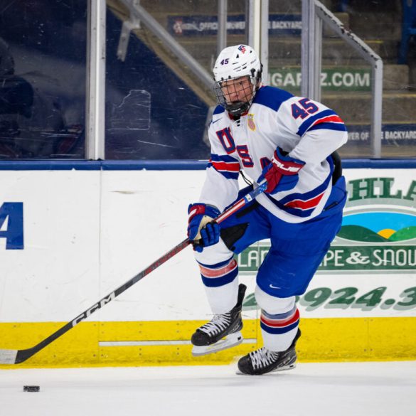 From Mall Rinks in China to NHL Prospect William Belle Forges a Global Hockey Path