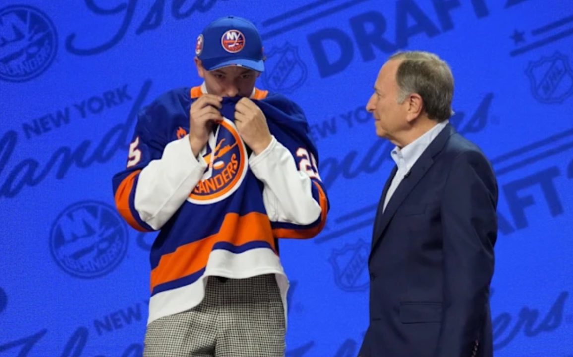 Islanders Draft Matthew Schaefer First Overall in Emotional NHL Night Marked by Bold Picks and Big Trades