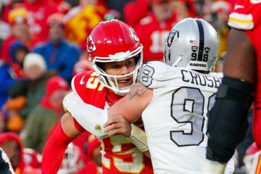 Maxx Crosby and Patrick Mahomes