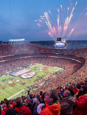 Missouri Approves Major Stadium Incentives to Keep Chiefs and Royals From Crossing State Lines