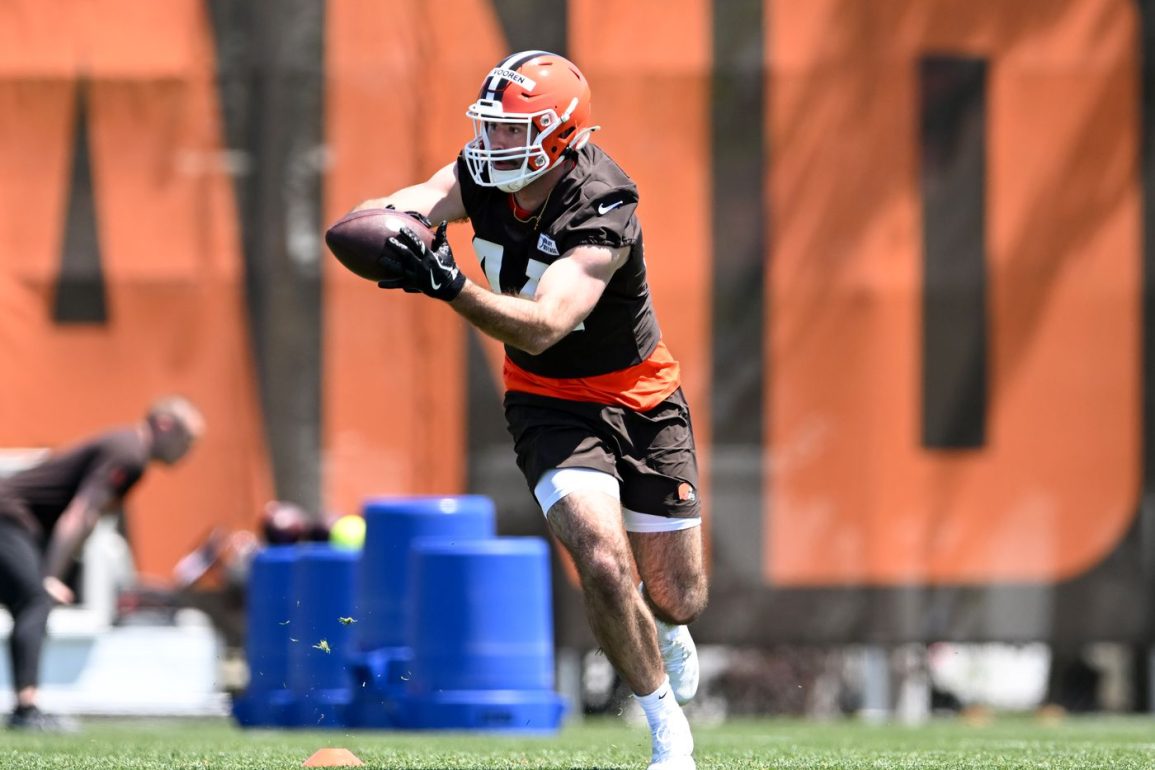 Mitch Van Vooren Begins Unlikely NFL Journey After Announcing Draft Pick Nine Years Ago