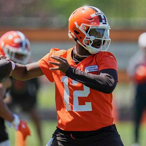 NFL Minicamps Spotlight Contract Standoffs, Rookie Reps, and Quarterback Uncertainty