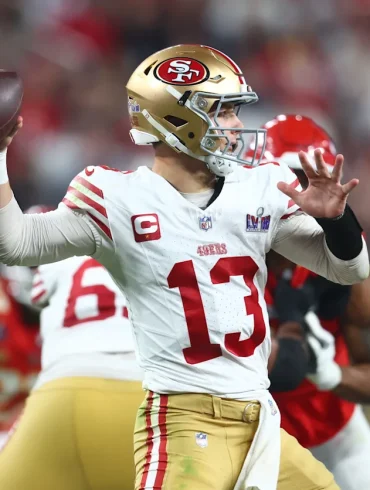 Running Backs Rise, but Quarterbacks Still Dominate Early 2025 NFL MVP Race