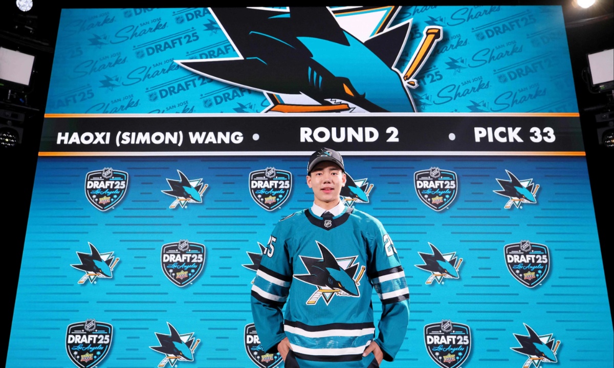 Simon Wang Becomes Highest-Drafted Chinese Player in NHL History, Fulfilling Dream Sparked in Beijing