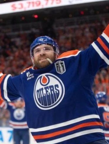 Stanley Cup Rematch Delivers Chaos, Comebacks, and Records in Battle for Redemption