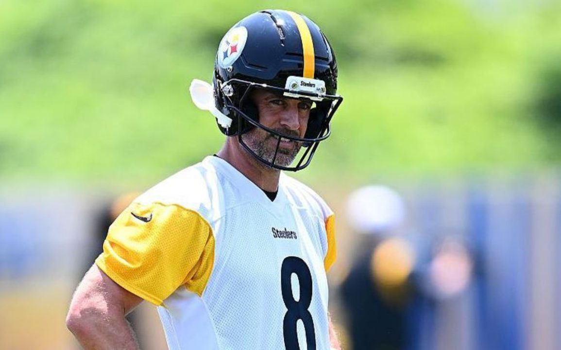 Steelers Fans Welcome Rodgers With Humor and Hope Despite Super Bowl XLV Memories