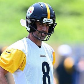 Steelers Fans Welcome Rodgers With Humor and Hope Despite Super Bowl XLV Memories