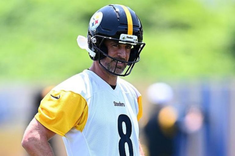 Steelers Fans Welcome Rodgers With Humor and Hope Despite Super Bowl XLV Memories