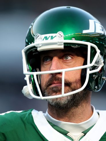 Steelers Land Aaron Rodgers After Missing on Stafford and Fields in Scramble for Starting QB