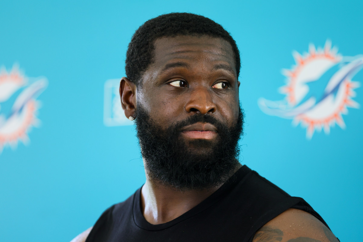 Terron Armstead Retires After Years of Pain, Citing Long-Term Knee Injury