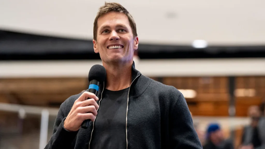 Tom Brady Quietly Shapes Raiders QB Plans as Seahawks Bet on Sam Darnold for Stability