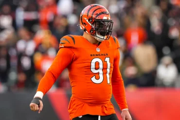 Trey Hendrickson Renews Bengals Talks Amid Holdout Over Pay Gap and Contract Frustrations