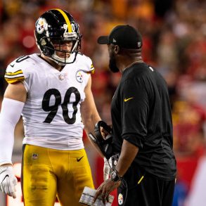 Watt Weighs Options as Steelers Talks Face Pressure and Deadline Approaches Fast