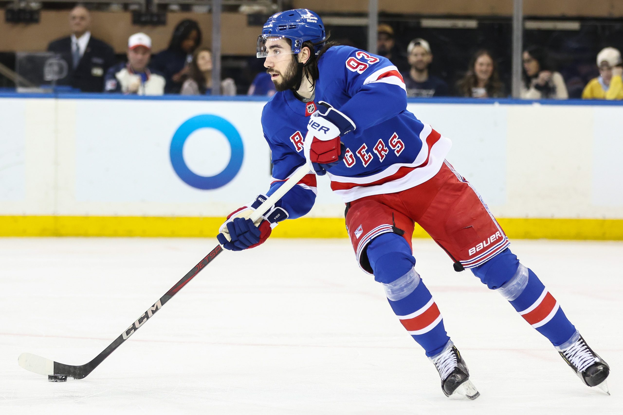 Zibanejad’s Future Looks Secure in New York as Trade Rumors Clash with Reality