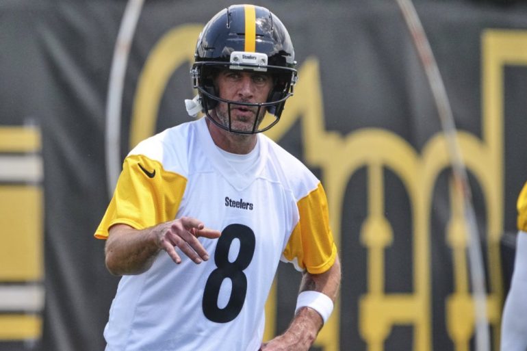 Aaron Rodgers Leads Malibu Workouts as Steelers Teammates Join Early Chemistry Push