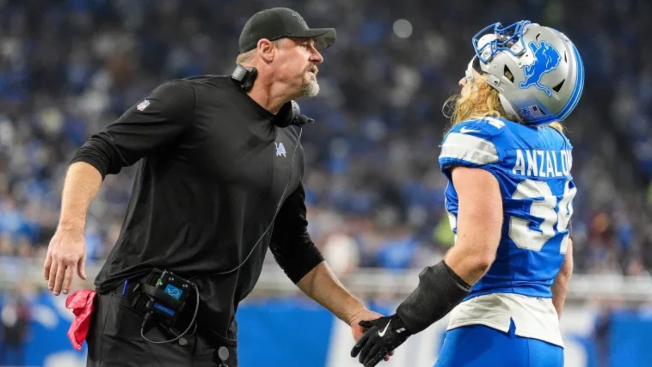 Alex Anzalone Misses Lions’ First Practice Despite Clearance, Contract Questions Spark Speculation