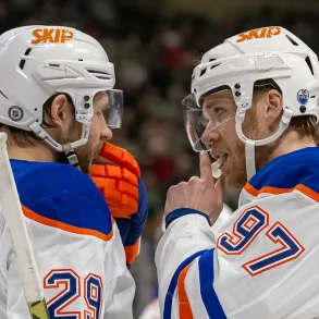 Beer League Players Defeat McDavid and Draisaitl in Surreal Offseason Hockey Game