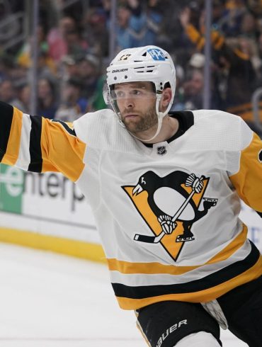 Bryan Rust