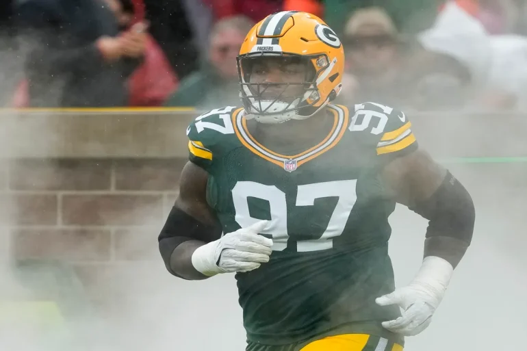 Cowboys Trade Micah Parsons to Packers, Add Kenny Clark Ahead of Season Opener vs. Eagles