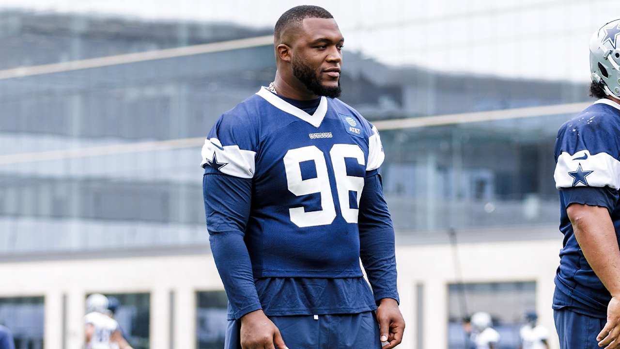 Cowboys Trade Micah Parsons to Packers, Add Kenny Clark Ahead of Season Opener vs. Eagles
