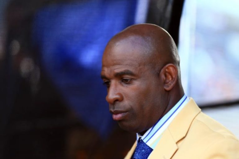 Create an Upper Room to Set Apart the Greatest Legends in Pro Football History