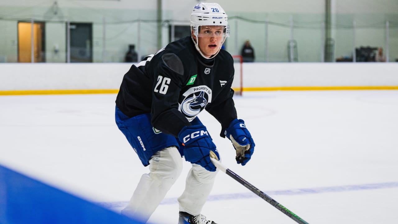 Elias Pettersson