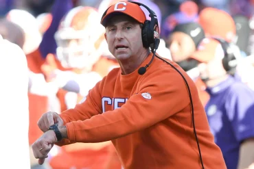 Clemson Falls to 1-3 After Syracuse Loss as Dabo Swinney Calls for Reset During Bye Week