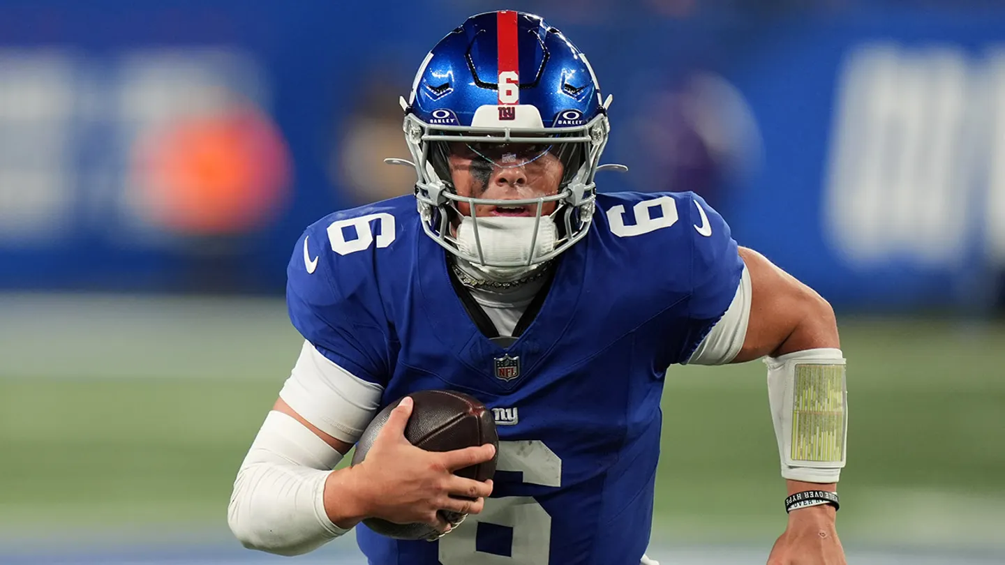Baker Mayfield Shines, Jaxson Dart Stuns, and Upsets Define an Unforgettable NFL Week 6