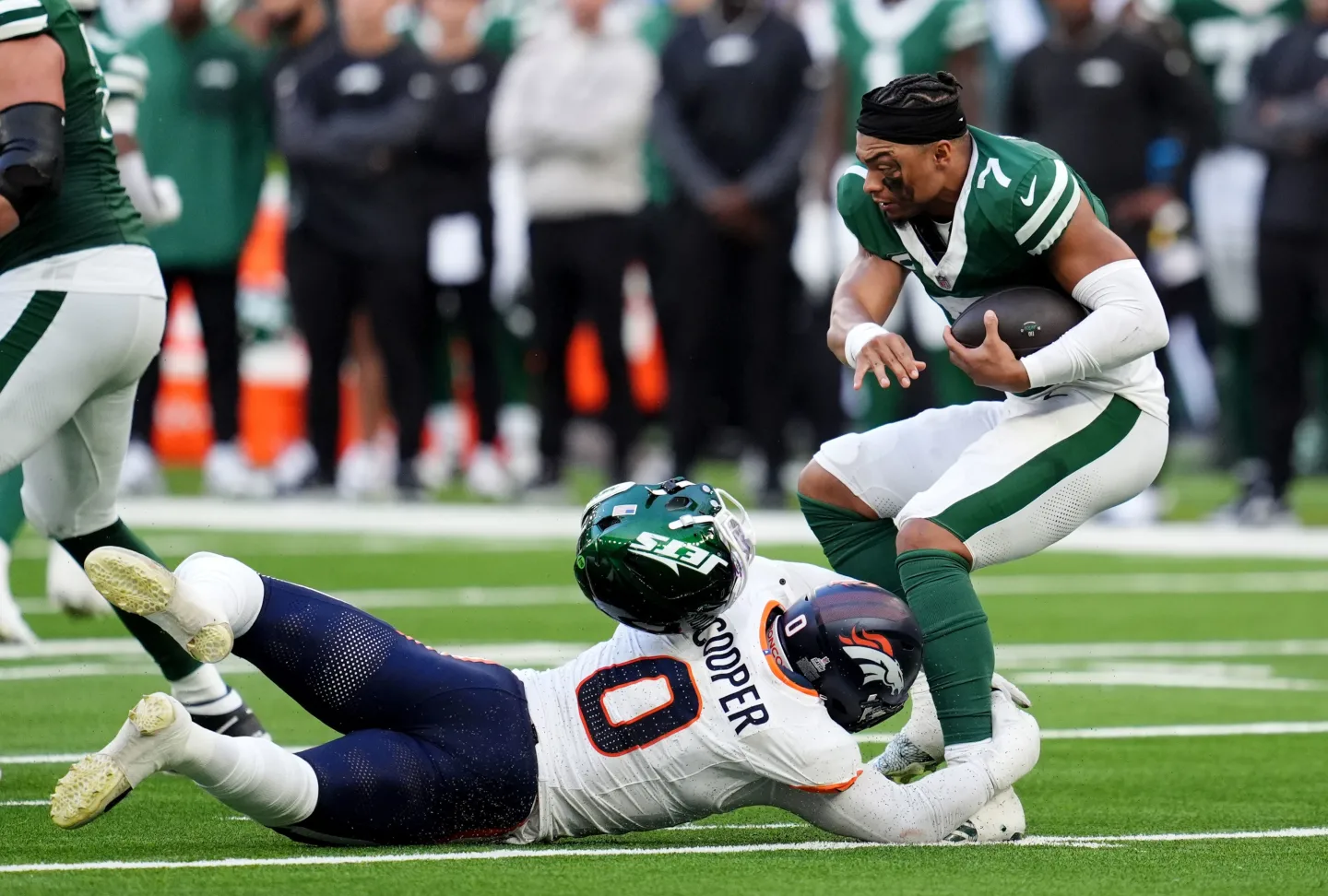 Broncos’ Defense Shines as Denver Outlasts Jets 13-11 in London Showdown