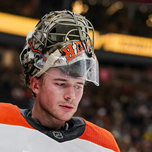 Carter Hart