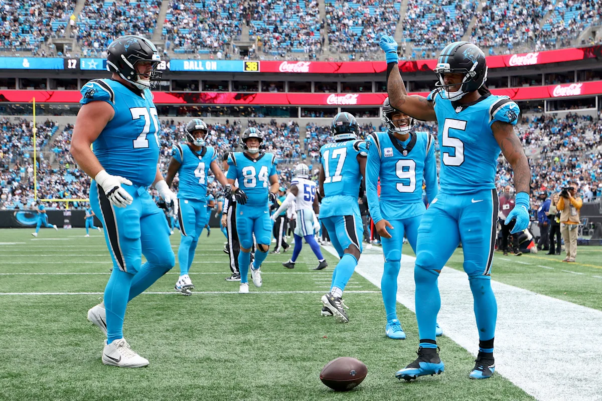 Rico Dowdle’s Historic Revenge Leads Panthers to Victory Over Former Team