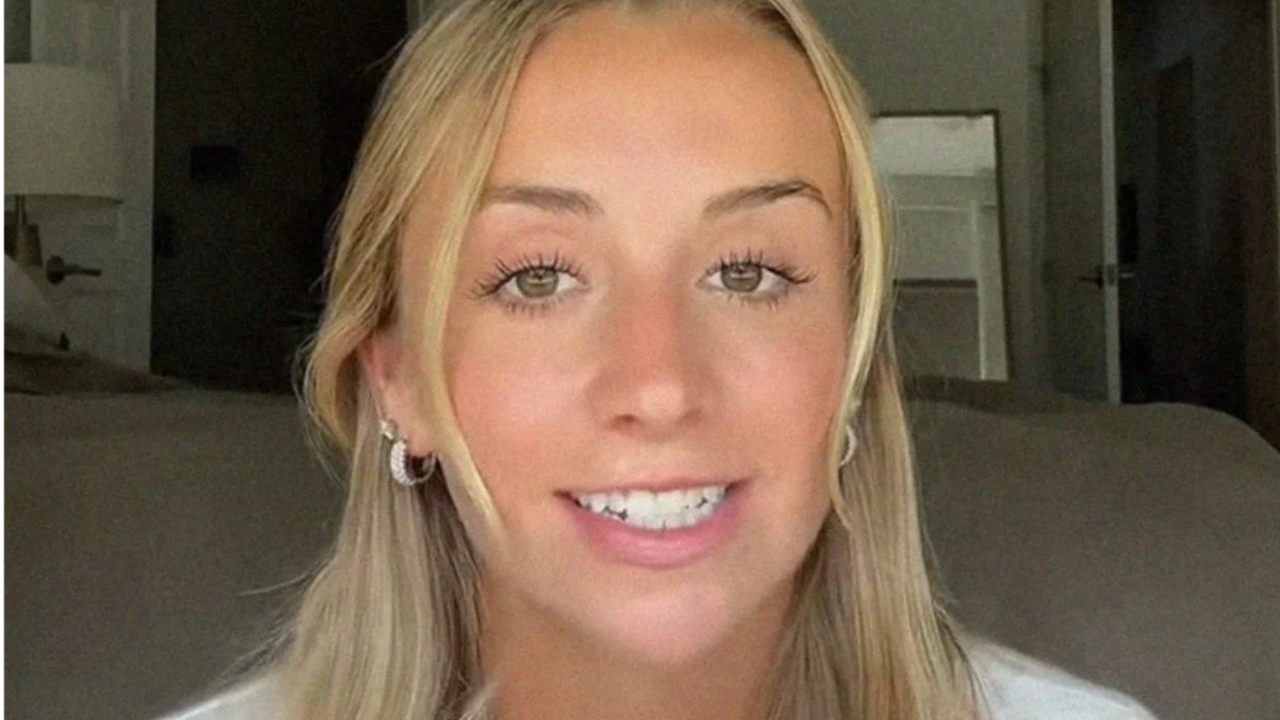 Alexandra (@takidaddi) Alexandra (@takidaddi)