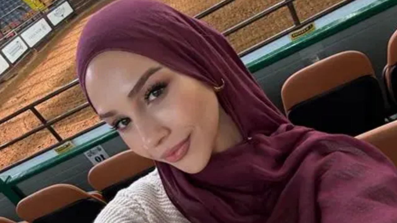 Erva Arslan (@ervaarslan1) Erva Arslan (@ervaarslan1)