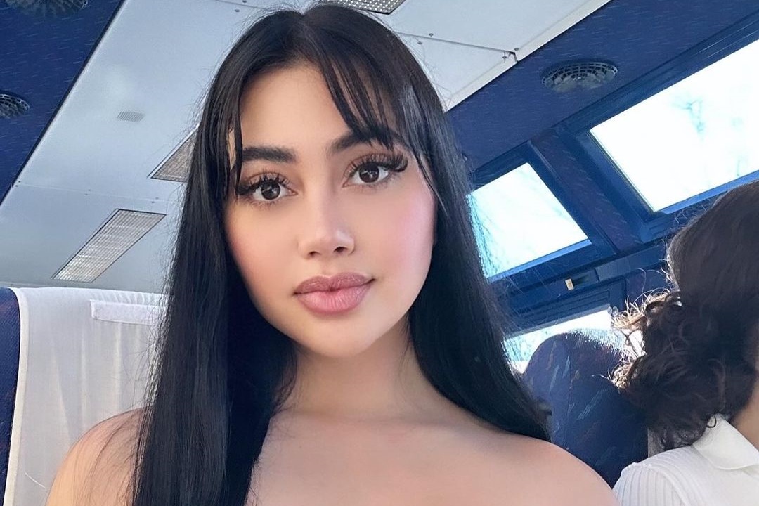 Jailyne Ojeda (@jailyneojeda) Jailyne Ojeda (@jailyneojeda)