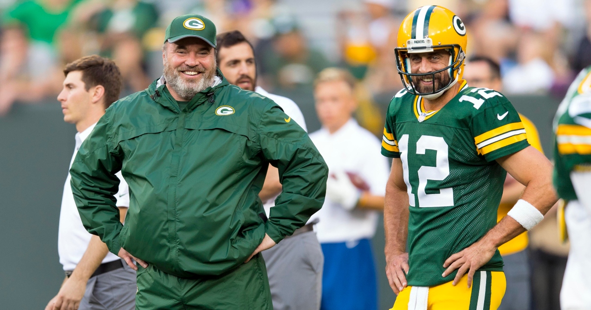 Steelers Begin McCarthy Era Amid Aaron Rodgers’ Uncertain 2026 Future