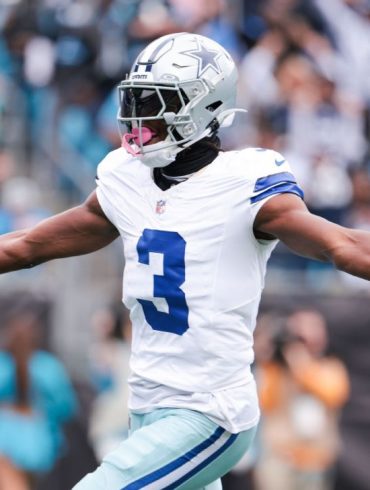 Dallas Cowboys Franchise Tag George Pickens as Contract Talks Extend Into Summer