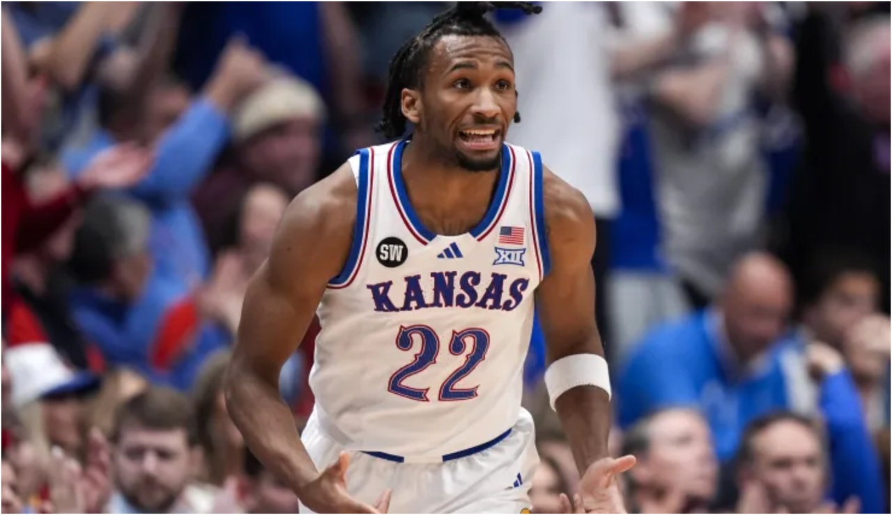 Kansas Rides First Half Surge to Beat BYU as Peterson Exit Tests Jayhawks Late (2) Kansas Rides First Half Surge to Beat BYU as Peterson Exit Tests Jayhawks Late (2)