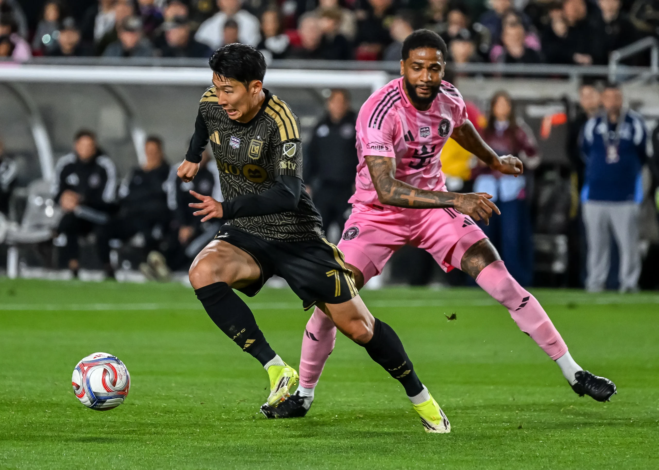 LAFC Shocks Inter Miami With Dominant 3 0 Victory To Open MLS Season