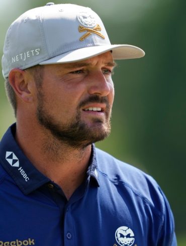 LIV Golf Criticizes Top Ten Restriction as OWGR Awards First Ranking Points