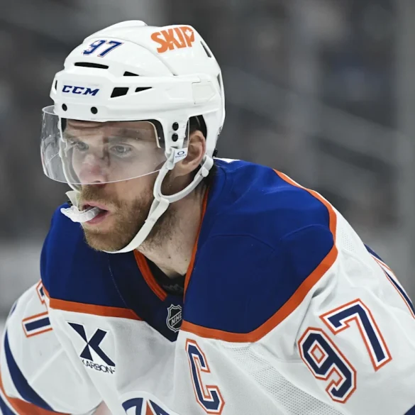 McDavid Reaches 100 Points Again as Oilers Dominate Kings in Complete Team Effort